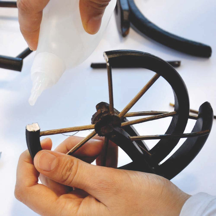 Akfix 705 Superfast Adhesive with Activator - Usage 6