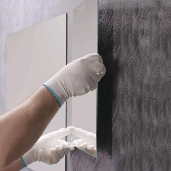 Akfix 900N Neutral Mirror Adhesive - Usage 2