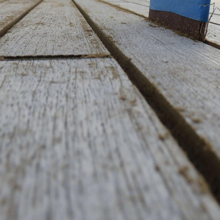 Kraken Bond Deck Caulk Black Marine Sealant - Usage 4